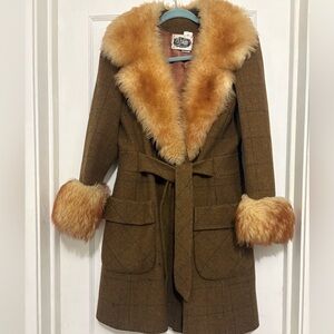 Vintage Brown plaid wool Faux Fur Trimmed coat size M